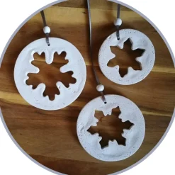Baumschmuck|dbUniques 3 große Anhänger Weihnachten Winter | weiß grau | 7 - 10 cm | Schneeflocken