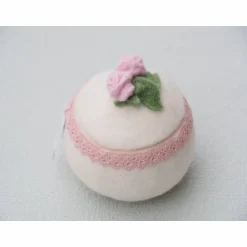Ringkissen|Chrijou * SCHMUCKDÖSCHEN *RINGDOSE HOCHZEIT * AUFBEWAHRUNG * HANDGEARBEITET * FILZDÖSCHEN * ROMANTIK *  100 % WOLLE * CA 8 CM