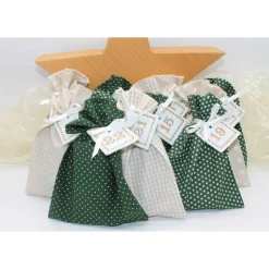 Adventskalender / Säckchen zum Befüllen / Stoffsäckchen mit Zahlen dunkelgrün beige Adventskalender
