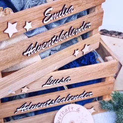Adventskalender|Zauberhaft & Wunderbar Adventskalender personalisiert | Adventskalender Kinder | Holzkiste  Weihnachten | Geschenke für Kinder | Adventskiste