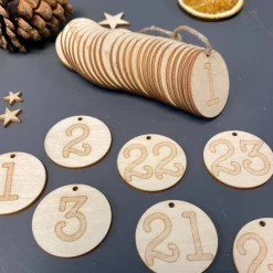 Clearance Adventskalender Zahlen Anhänger aus Holz mit Gravur – Set 1 bis 24, 4cm Durchmesser Adventskalenderzahlen