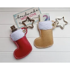 Best Anhänger Nikolausstiefel rot gold mit Stern veganes Kunstleder, Geldgeschenk Taschenbaumler Schlüsselanhänger USB Nikolausstiefel