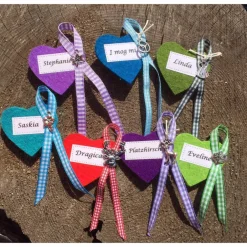 Discount Anstecker-Namensschild-Gästebrosche-Platzkarte-Gastgeschenk-Hochzeit, Herz, Filz, Wunschbeschriftung Hochzeitsdeko