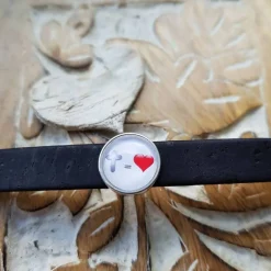 Schmuck|Die Schmuckkiste Armband aus 10mm breiten schwarzen Kork mit Kreuz gleich Liebe Slider