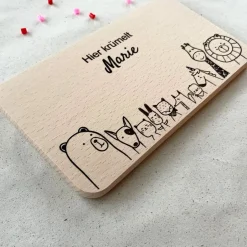 Best Babygeschenk personalisiert "10 Tier Freunde" - Frühstücksbrettchen mit Namen - Geschenk Geburt personalisiert Geschenke
