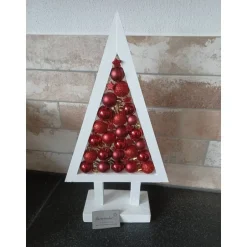 beleuchteter Weihnachtsbaum mit Kugeln_rot Weihnachtsdeko