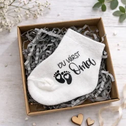 Überraschungsbox zur Schwangerschaft – Babysocken „Du wirst Opa“ ,Du wirst Oma" – Geschenk zur Verkündung Geschenkverpackungen