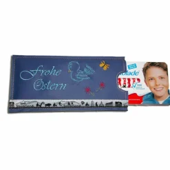 Best Bestickte Geschenkverpackung für eine Tafel Schokolade als Geschenkidee blaue Schokoladenhülle Ostern Geschenkverpackungen