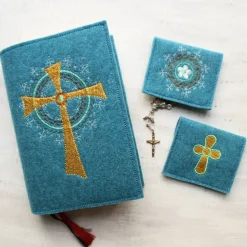 Sale Bestickte Gotteslobhülle aus Filz *Kreuz mit Ornamente *individuell angefertigt Gotteslobhülle
