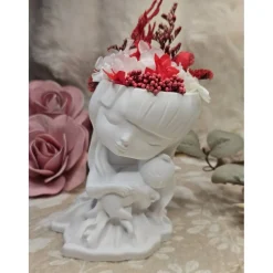 Discount Blumenmädchen Bella mit Katze aus Raysin und echten Trockenblumen – Handgefertigte Dekofigur Tischdekoration