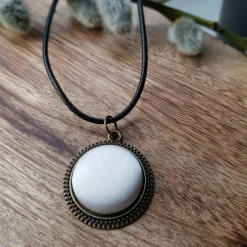 Brautschmuck|Die Schmuckkiste Brautkette ivory Satin in bronze shabby Brautschmuck