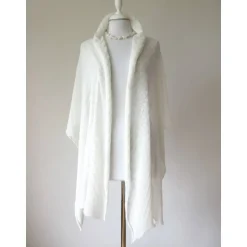 Brautstolen & -Boleros|Nica Weingartner Brautschal ivory aus reinem Kaschmir, gestrickte Hochzeitsstola, weiches Umschlagtuch, zartes Schultertuch