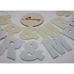 Hot Buchstaben Girlande Hochzeit MR & MRS / Namenskette Brautpaar weiß creme Hochzeitsgirlanden