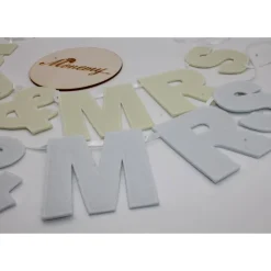 Hot Buchstaben Girlande Hochzeit MR & MRS / Namenskette Brautpaar weiß creme Hochzeitsgirlanden