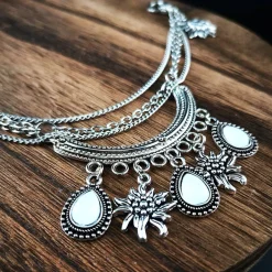 Discount Charivari Kette fürs Dirndl,  Dirnd- Schmuck, Accessoire, Fest ,Trachten, Hochzeit, weiß Trachtenschmuck