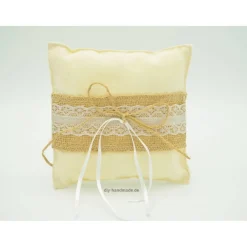 Clearance Cremefarbenes Ringkissen Hochzeit rustikal Jute Spitze 13x13cm Unikat handgemacht Ringkissen