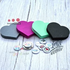 Best 3D Druck Herz-Buttonbox für Badgematic Taschenhalter – Individuell & Nachhaltig Geschenkverpackungen