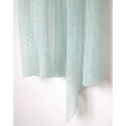 Brautstolen & -Boleros|Nica Weingartner Duftiger Brautschal aus Mohair in Aquamarinblau, Hochzeitsstola gestrickt, weiches Umschlagtuch