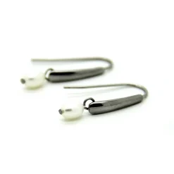 Brautschmuck|Jeu de Couleurs Echte Süßwasser-Perlen-Edelstahlohrhaken (silberfarben) in Weiß mit eingehängtem Element, Accessoire, Brautschmuck