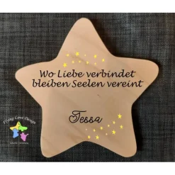 Online Erinnerung an Sternenkind, Verstorbene, Geschenk für Angehörige, Stern aus Holz, Anstatt Trauerkarte Mutmacher