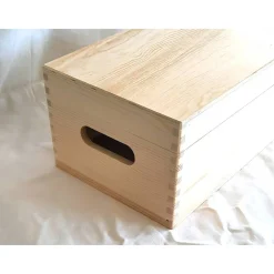Best Erinnerungsbox aus Holz Hochzeit Design Eukalyptus unten Geschenke