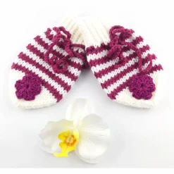 Best Erstlingsset  Baby Mütze und Handschuhe  weiss/beerefarben gestreift Geschenke