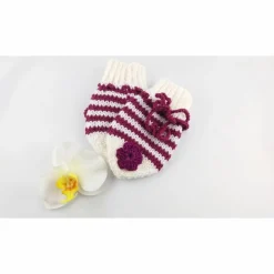 Best Erstlingsset  Baby Mütze und Handschuhe  weiss/beerefarben gestreift Geschenke