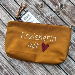 Best Erzieherin mit Herz Federmäppchen senf als Abschiedsgeschenk Kinder Federmäppchen