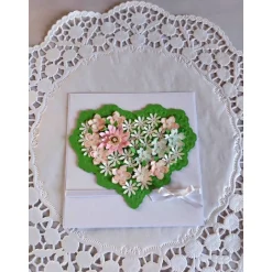 Best Exklusive Valentinskarte in Herzform mit Blüten in edler Kartenbox – Handgemacht & Verziert Valentinstagskarten