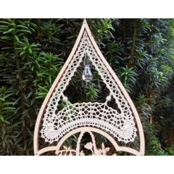 Sale Fensterbild im Motivrahmen mit Blumenkorb geklöppelt Handarbeit Klöppelbild Fensterdekoration Hochzeitsdeko