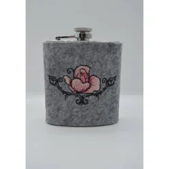 Clearance Flachmann aus Edelstahl mit bestickter Filzhülle Geschenke