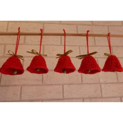 Baumschmuck|CreativBaer Fünf gehäkelte Glöckchen (rot-grün)