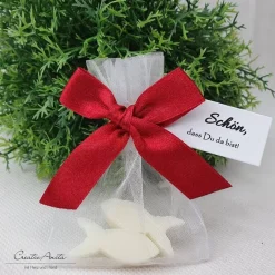 Discount Gastgeschenk mit 2 Seifenfische - FISCHE NATUR - BORDEAUX dekoriert - personalisiert Gastgeschenke