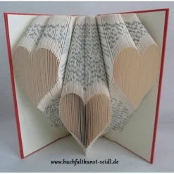 Hochzeitsgeschenke|Buchfaltkunst Seidl gefaltetes Buch "3 Herzen" als Geschenk für Hochzeit / Jahrestag / Valentinstag / Geburtstag / Weihnachten oder als Deko