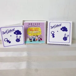 Best Geldgeschenk Geburt, mit lustigem Buch, weiß lila, Geschenk zur Geburt Geldgeschenke
