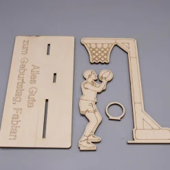 Best Geldgeschenk mit Basketballspieler/-in - aus Holz personalisiert Geldgeschenke