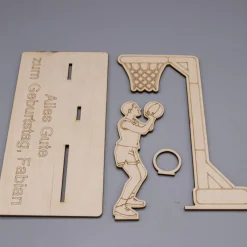 Best Geldgeschenk mit Basketballspieler/-in - aus Holz personalisiert Geldgeschenke