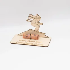 Sale Geldgeschenk Skifahrer - aus Holz personalisiert Geldgeschenke