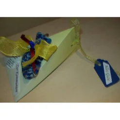 Discount Geldgeschenk zur Kommunion oder Taufe – Dreieckschachtel mit Socke & Schlüsselanhänger Geldgeschenke