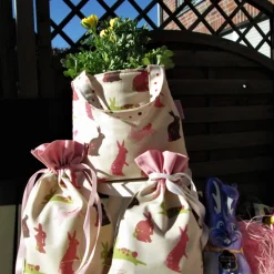Best Geschenkbeutel, Osterbeutel, nachhaltige Geschenkverpackung, Hasenmotiv Geschenkverpackungen