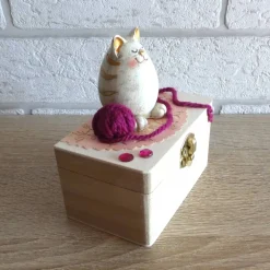 Best Geschenkverpackung Holztruhe - Katze mit Wollknäuel Geschenkverpackungen