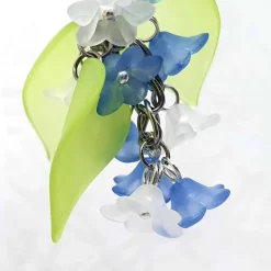 Hot Glücksbringer Taschenbaumler „Zarte Blumen“ blau – Verspielter Anhänger mit Acrylblüten Geschenke