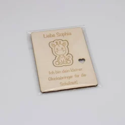 Outlet Glücksbringer zum Schulstart aus Holz – personalisiertes Geschenk zur Einschulung Kinder Einschulung