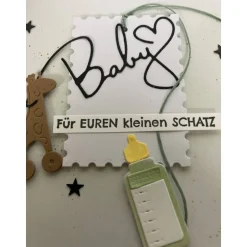 Glückwunschkarten|UniKart Glückwunschkarte zur Geburt/Taufe Mädchen Junge , 3D ,Bunt mit Trinkfläschchen,Giraffe, Sternen, Handarbeit 15x15 cm