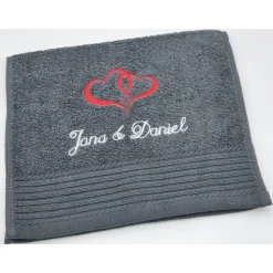 Best Gästehandtuch ( 30 x 50 cm ) + Motiv Herz + zwei Namen / Hochzeit / Verlobung Hochzeitsgeschenke