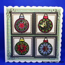 Handgemachte Weihnachtskarte mit Mandala-Kugeln & Sticker Charms – Einzigartig & personalisierbar Weihnachtskarten