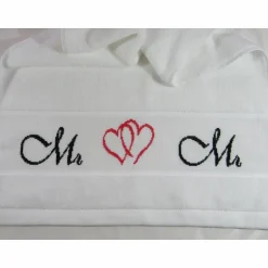 Clearance handgesticktes Handtuch Mr + Mr weiß oder schwarz mit Herz Geschenk zur Hochzeit zweier Männer Hochzeitsgeschenke