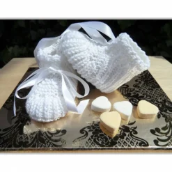 Hot Handgestrickte Taufschuhe aus Baumwolle – Babyschuhe Weiß, Größe 2-4 Mon. Namens- & Taufschuhe