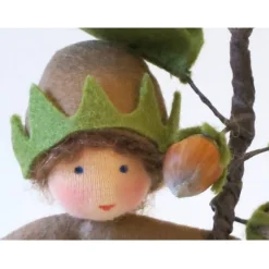 Haselnuss - Blumenkind - Jahreszeitentisch - Waldorf Art- Art.Nr. HE26 Herbst