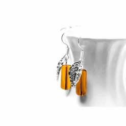 Outlet Hängeohrringe Herbstfarben mit Blatt . Ohrrringe zum Herbstoutfit . Glasperlen Farbwahl Orange Grün Ocker . Schmuck für den Herbst Herbst
